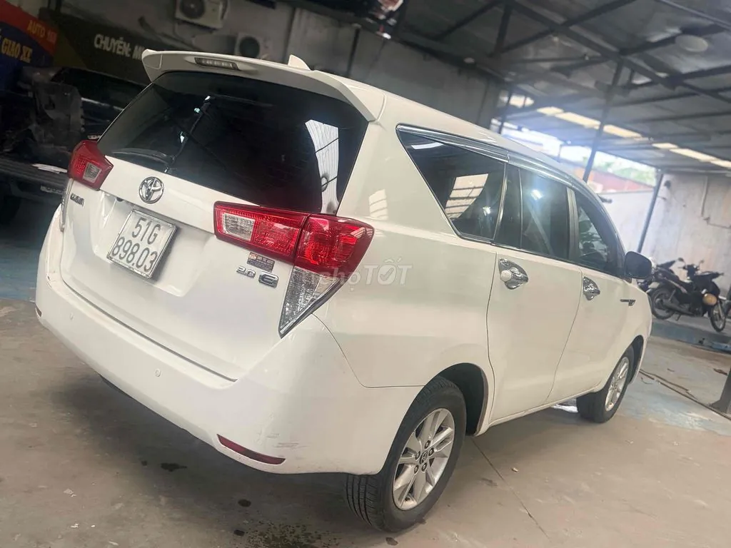 Toyota Innova 2018 photo 3