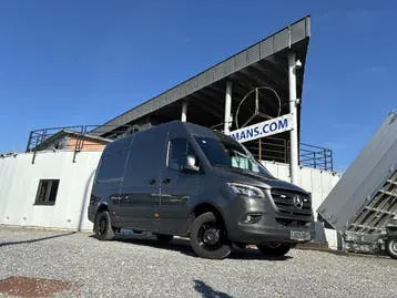 Mercedes-Benz Sprinter 2023 photo 2