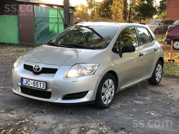 Toyota Auris