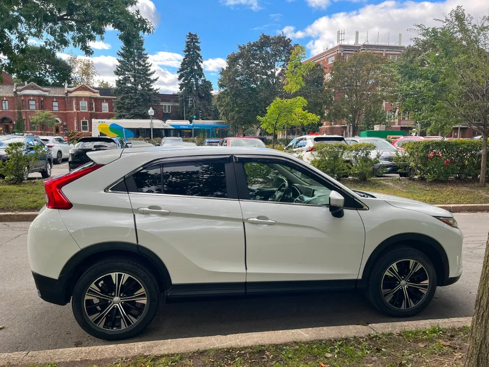 Mitsubishi Eclipse Cross 2018 photo 3