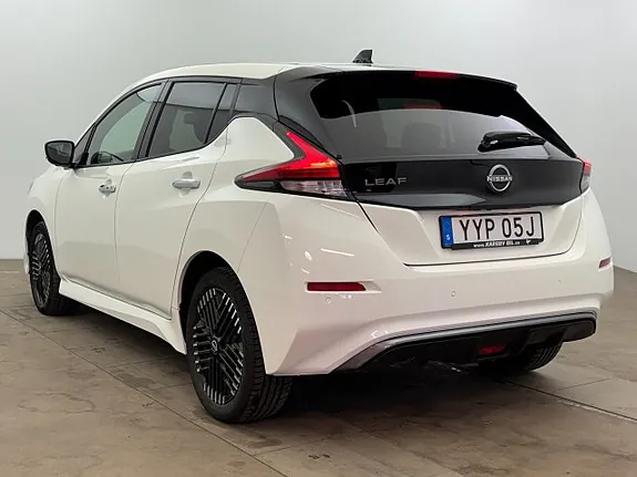Nissan Leaf 2023 photo 4