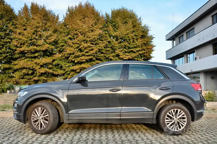 Volkswagen T-Roc 2020 photo 3