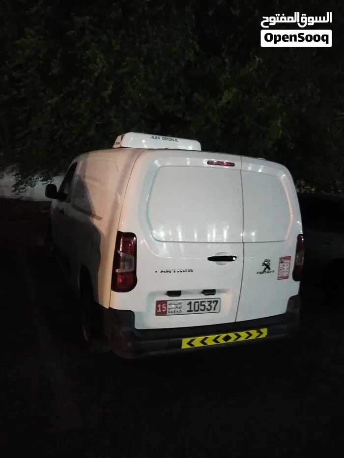 Peugeot Partner 2020 photo 2