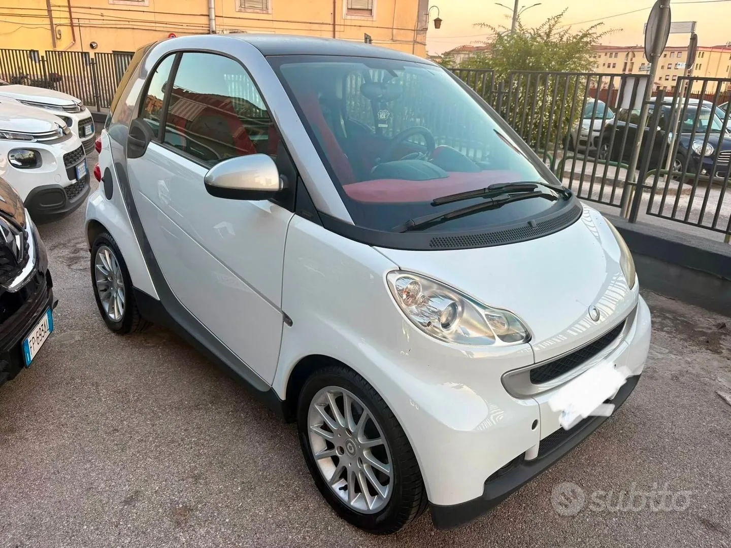 Smart Fortwo 2010 photo 2