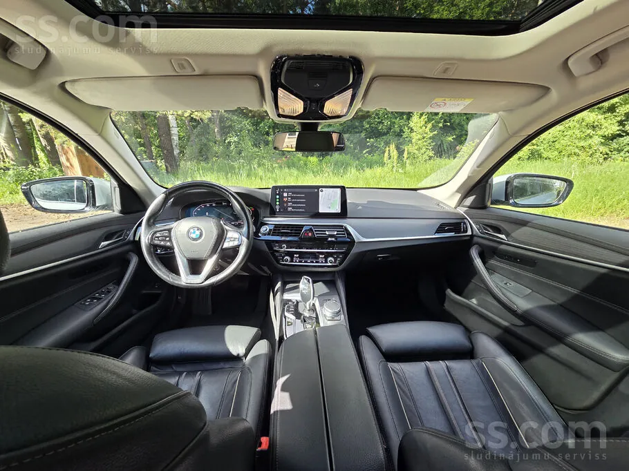 BMW 530D 2021 photo 3