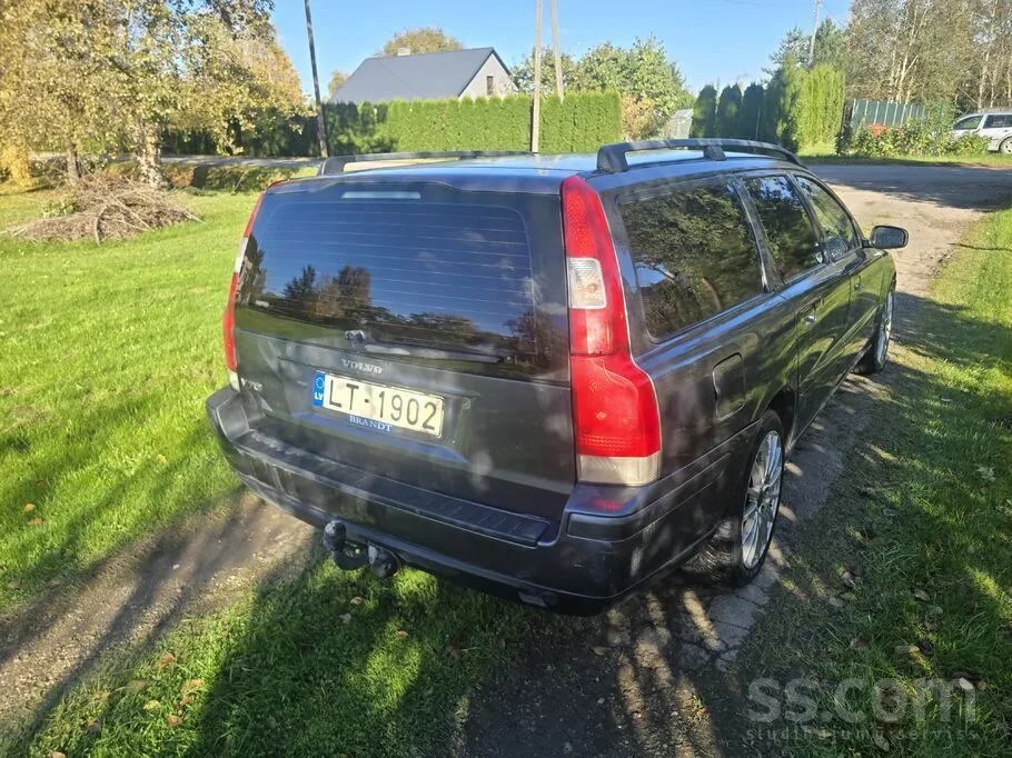 Volvo V70 2004 photo 4