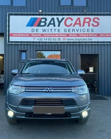 Mitsubishi Outlander 2013 photo 3