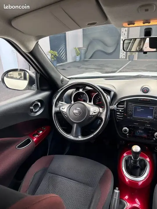 Nissan Juke 2011 photo 3