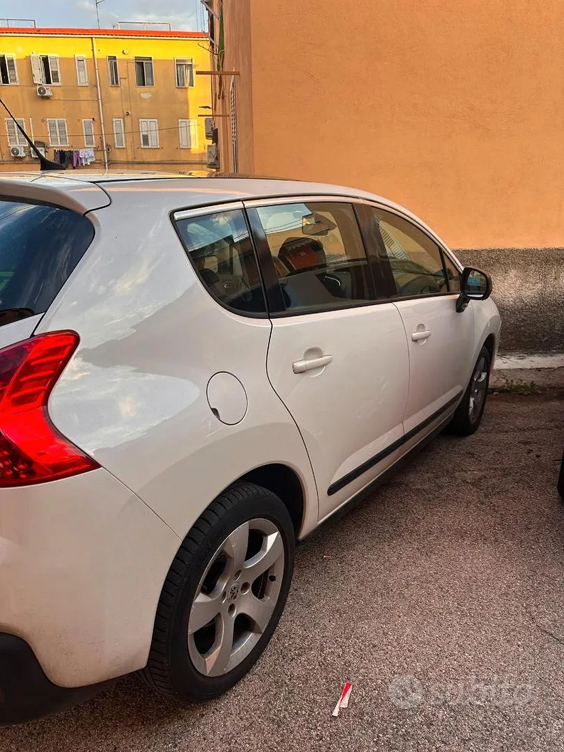 Peugeot 3008 2012 photo 3