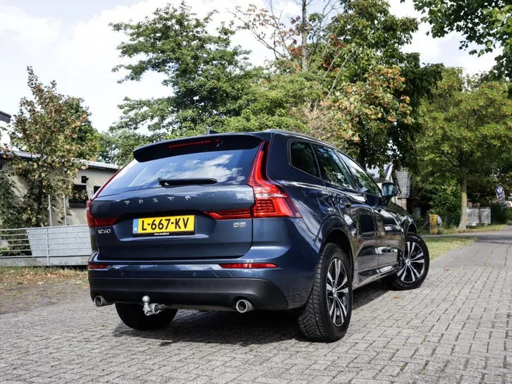 Volvo Xc60 2021 photo 2