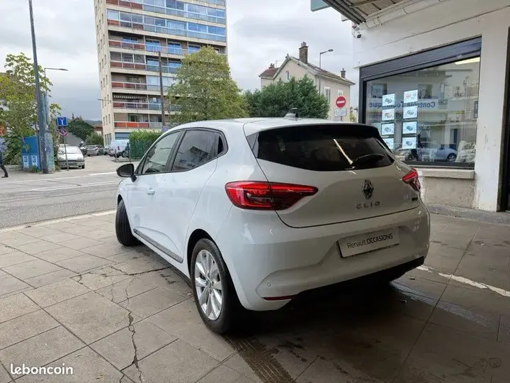 Renault Clio 2023 photo 3