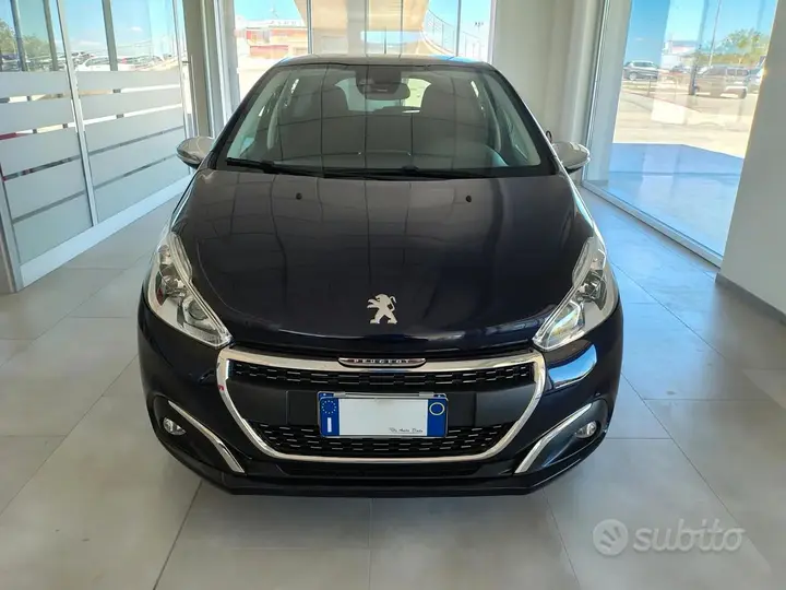 Peugeot 208 2019 photo 4