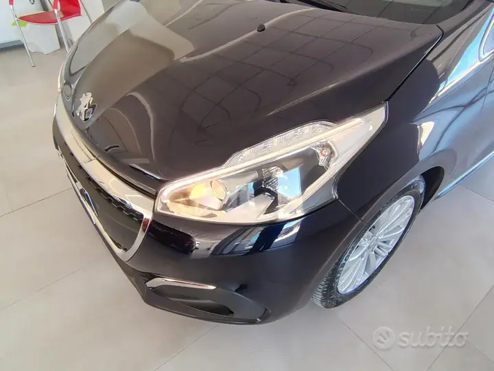 Peugeot 208 2019 photo 5