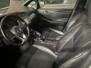 Nissan Leaf 2019 photo 2