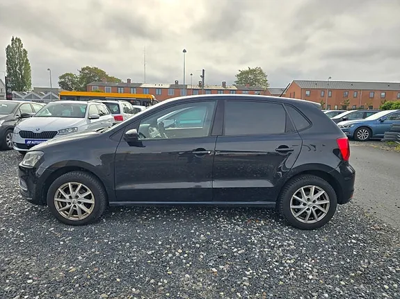 Volkswagen Polo 2016 photo 3