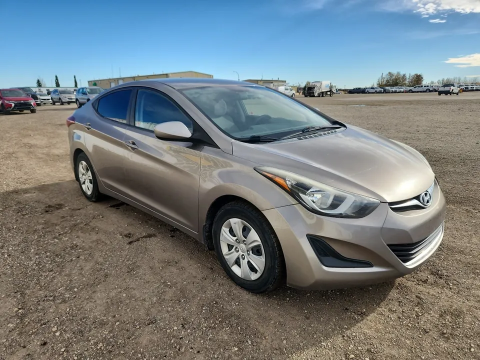 Hyundai Elantra 2015 photo 2