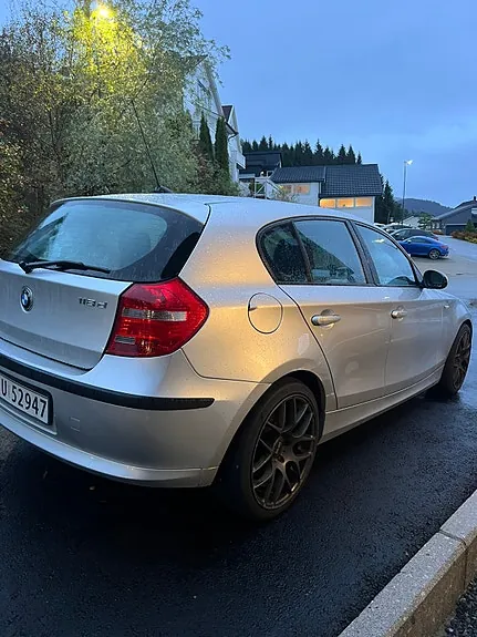 BMW 118D 2007 photo 4