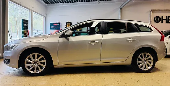 Volvo V60 2015 photo 5