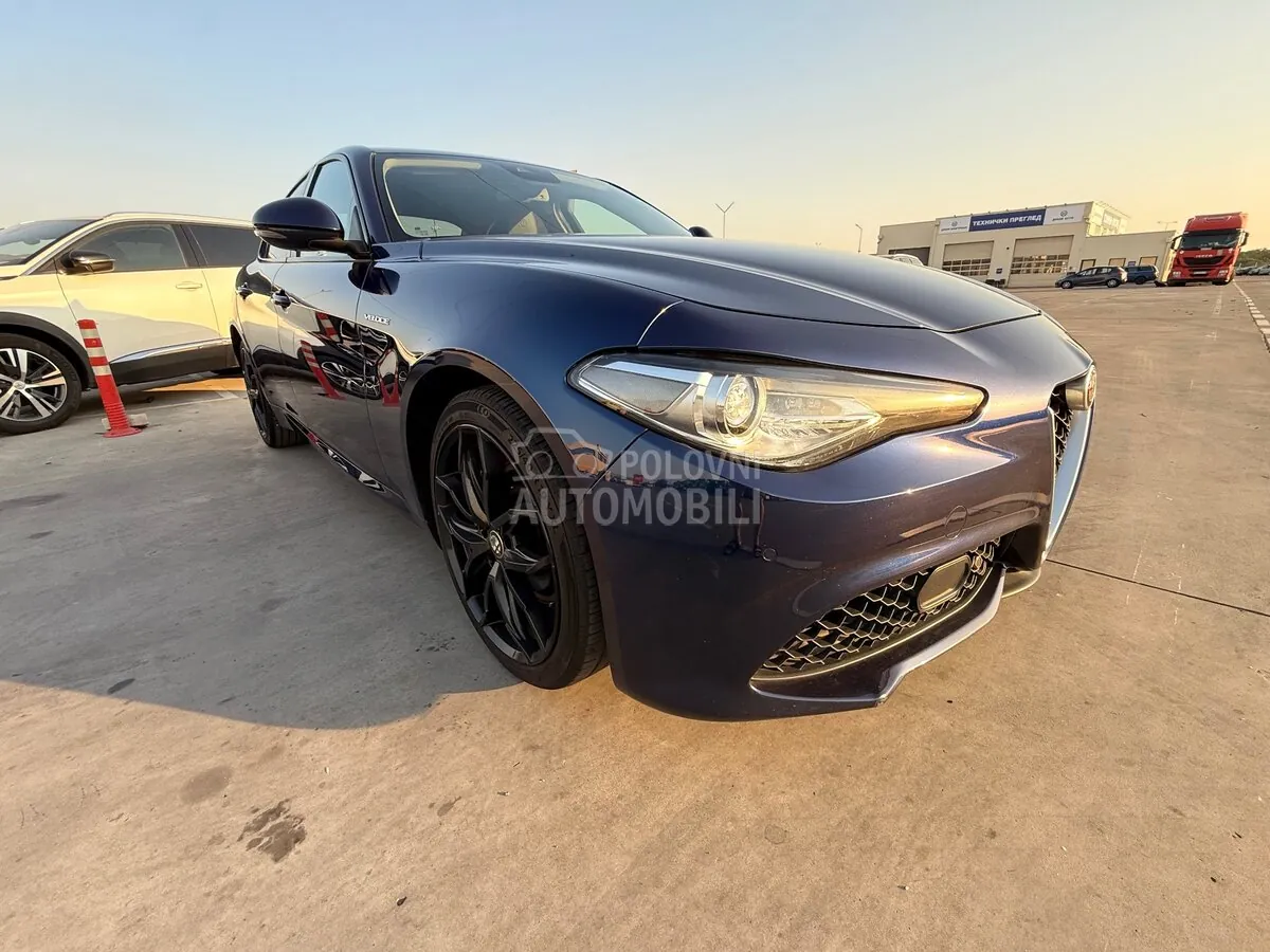 Alfa Romeo Giulia 2017 photo 4