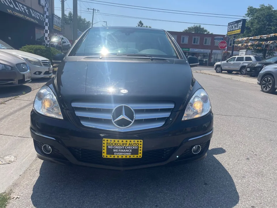 Mercedes-Benz B-Class 2010 photo 2