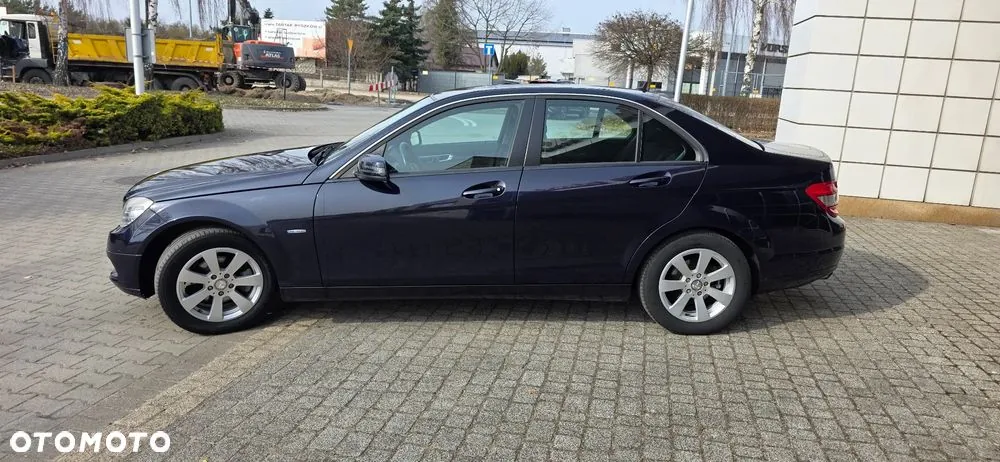 Mercedes-Benz C-Class 2010 photo 3