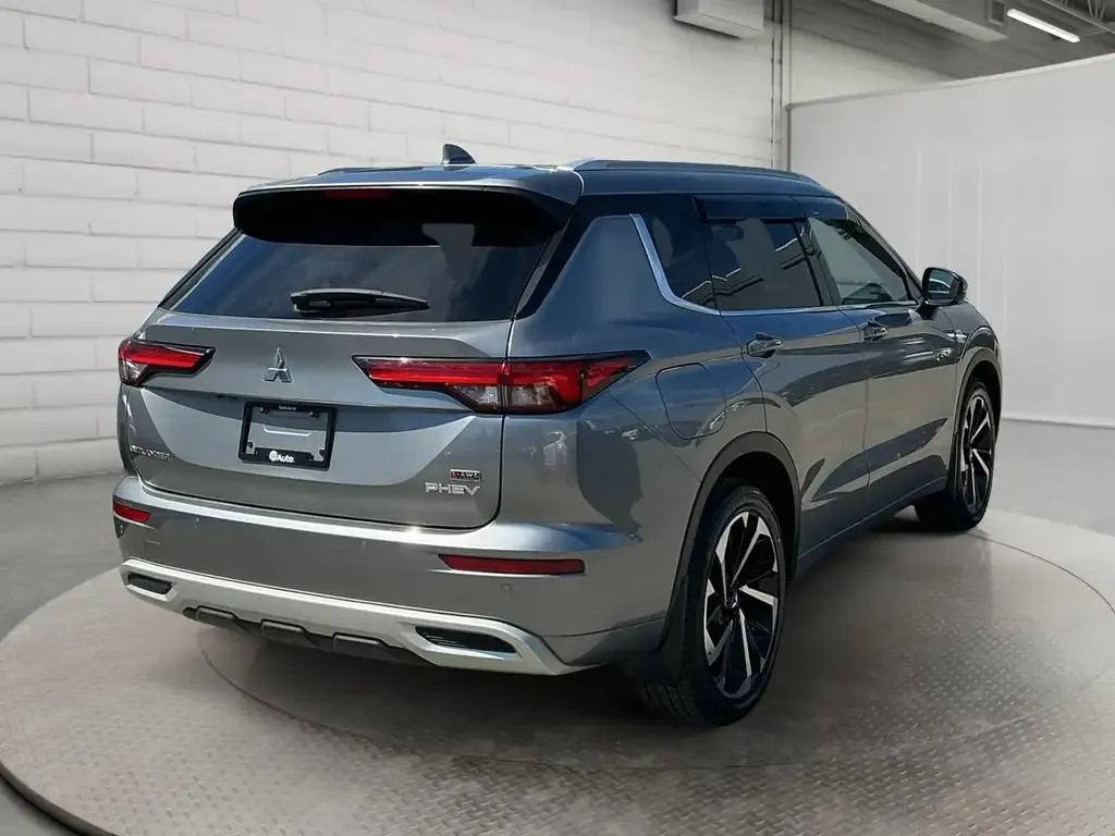 Mitsubishi Outlander 2024 photo 5