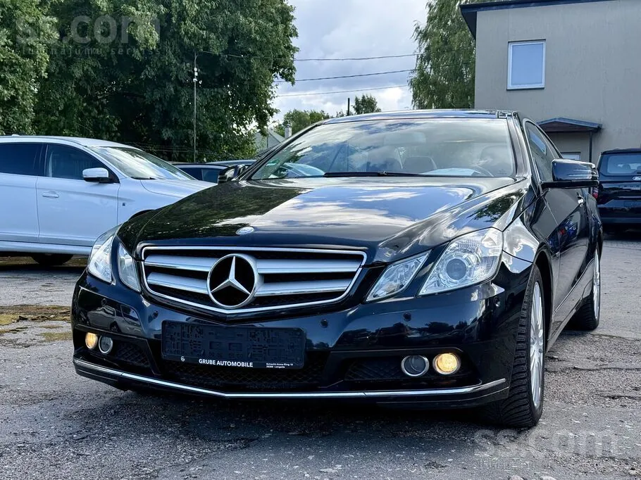 Mercedes-Benz E200