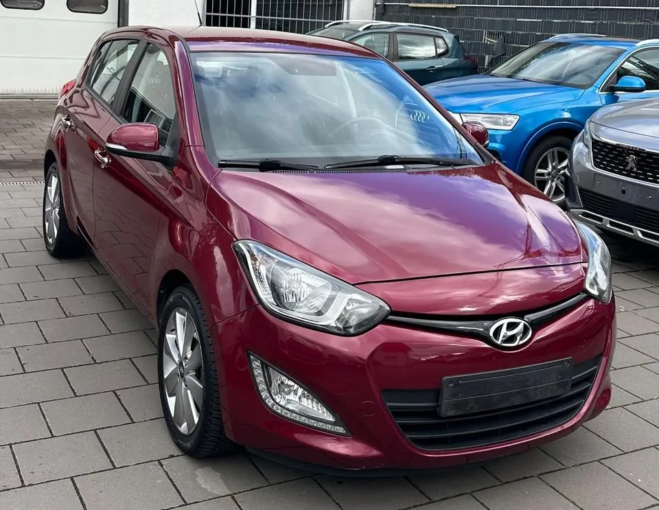 Hyundai I20