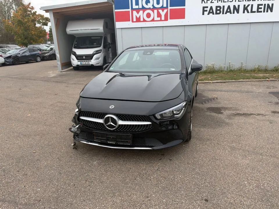 Mercedes-Benz Cla 200
