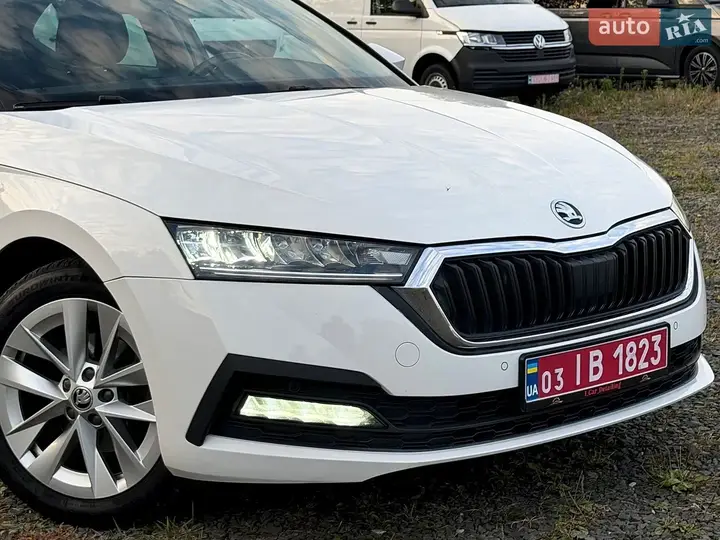 Skoda Octavia 2021 photo 4