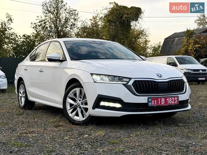 Skoda Octavia 2021 photo 5