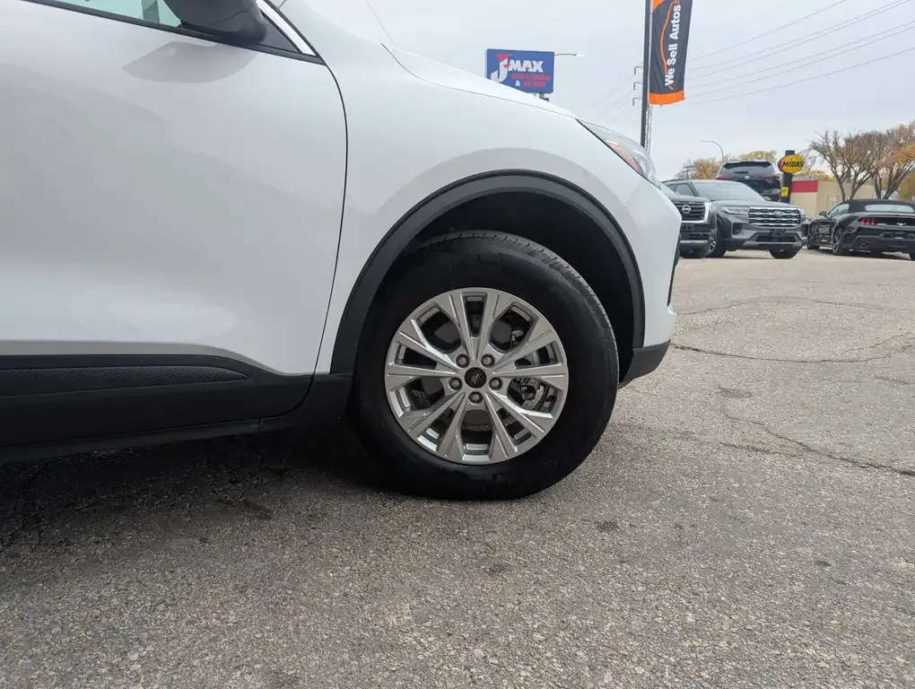 Ford Escape 2024 photo 3