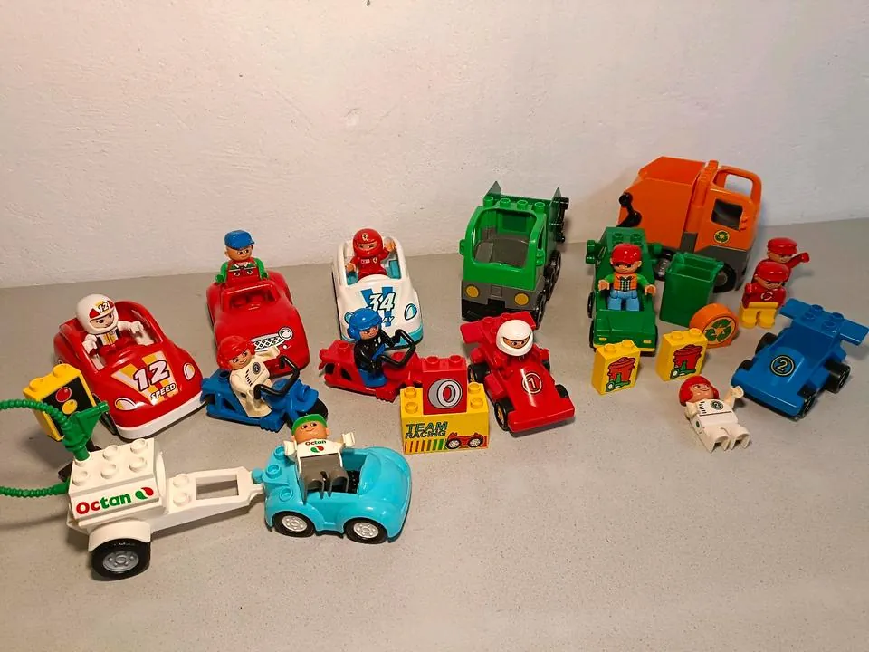 Lego Duplo Autos Motorrad Müllabfuhr Rennwagen Sammlung