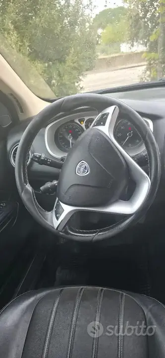 Lancia Delta 2012 photo 3