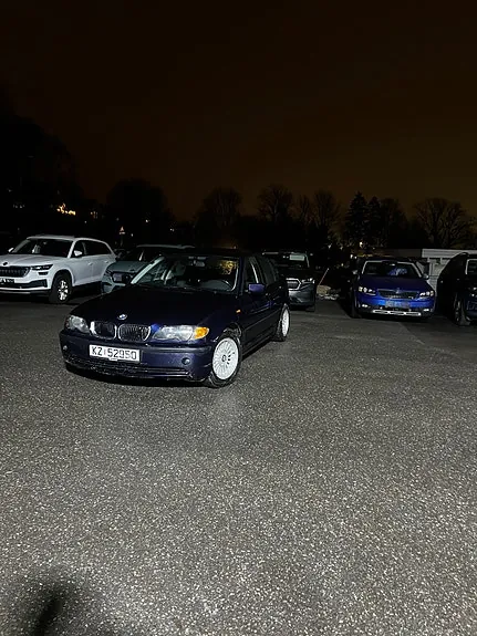 BMW 318I 2002 photo 3