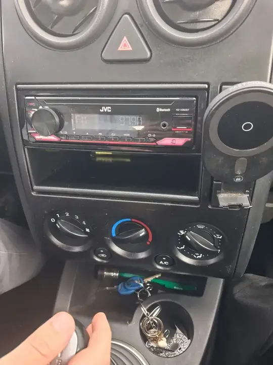 Ford Fusion 2005 photo 3