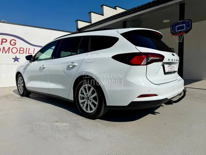 Ford Focus 2022 photo 5