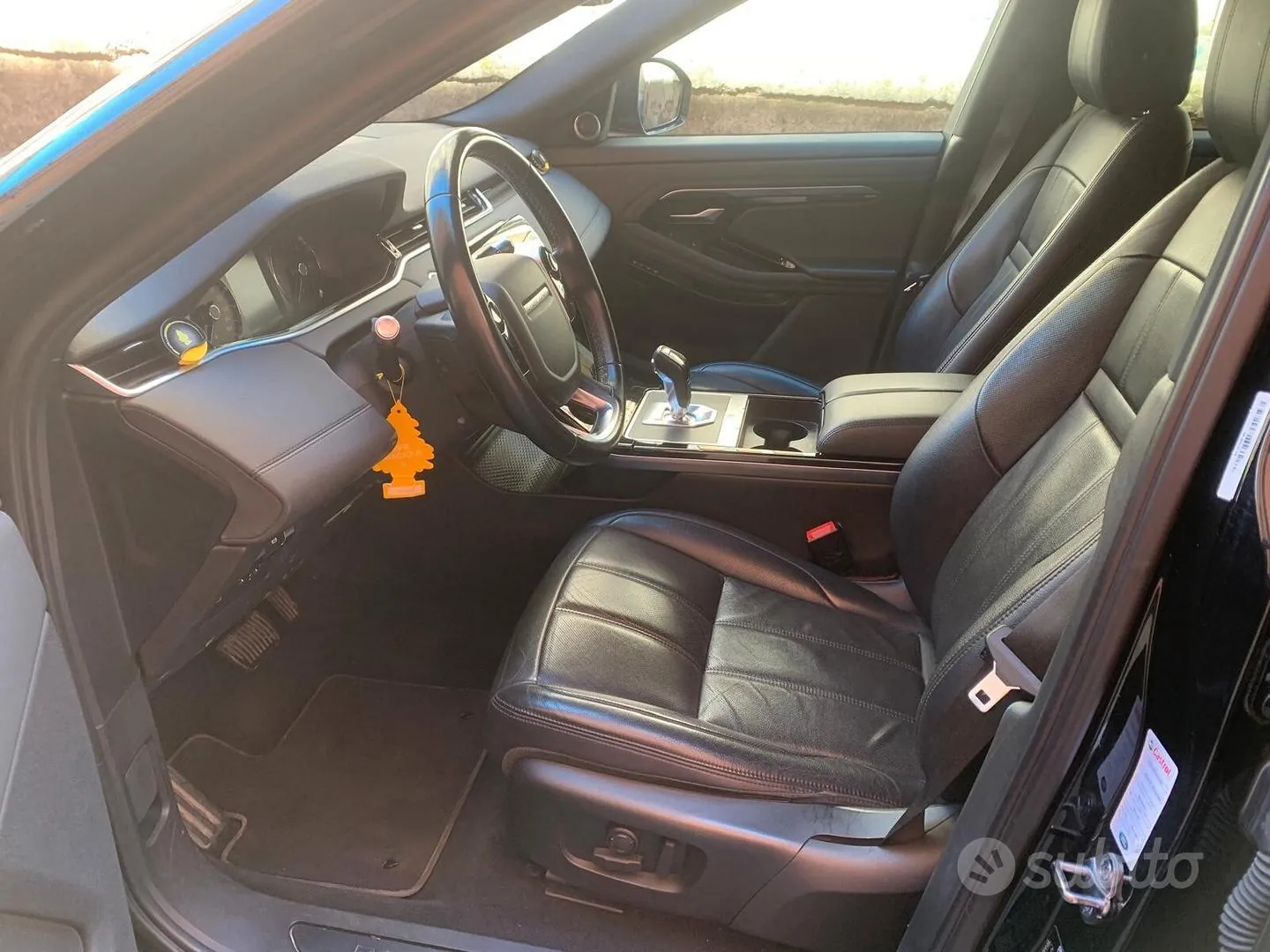 Land Rover Range Rover Evoque 2020 photo 5