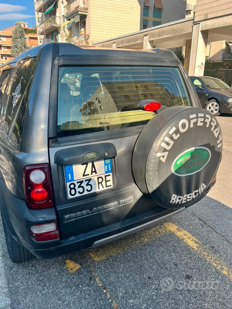 Land Rover Freelander 2004 photo 4