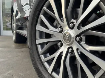 Lexus Lx 450D 2019 photo 3