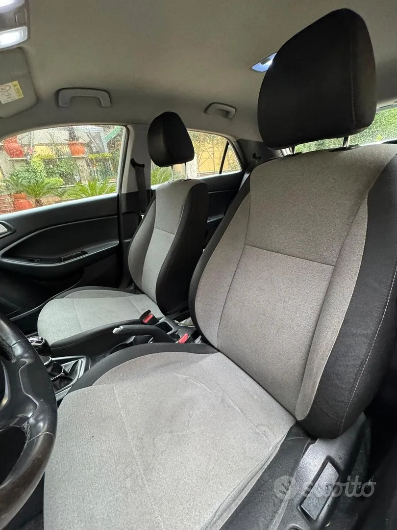 Hyundai I20 2016 photo 5
