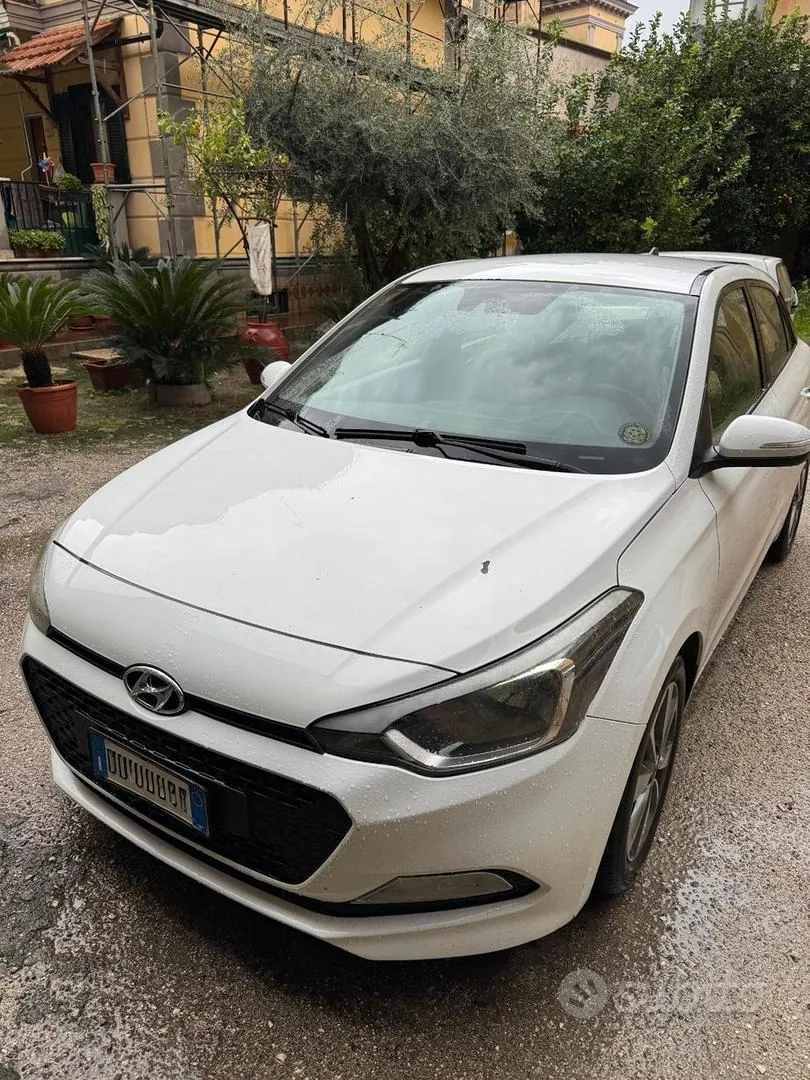 Hyundai I20 2016 photo 2