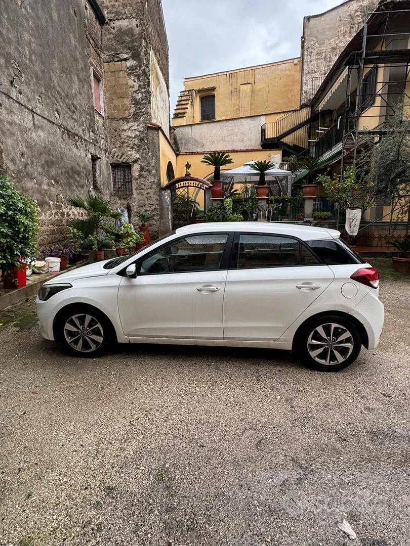Hyundai I20