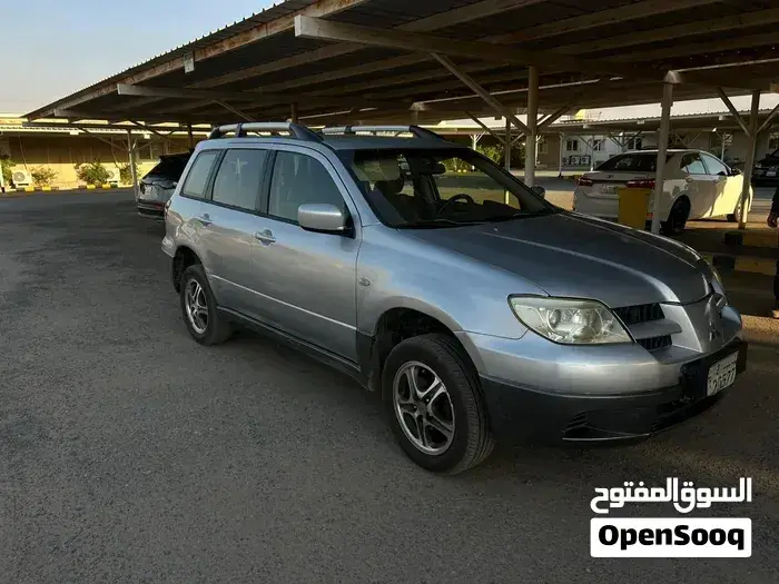 Mitsubishi Outlander 2007 photo 3