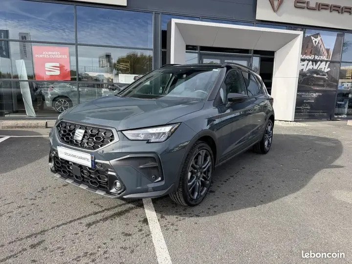 Seat Arona