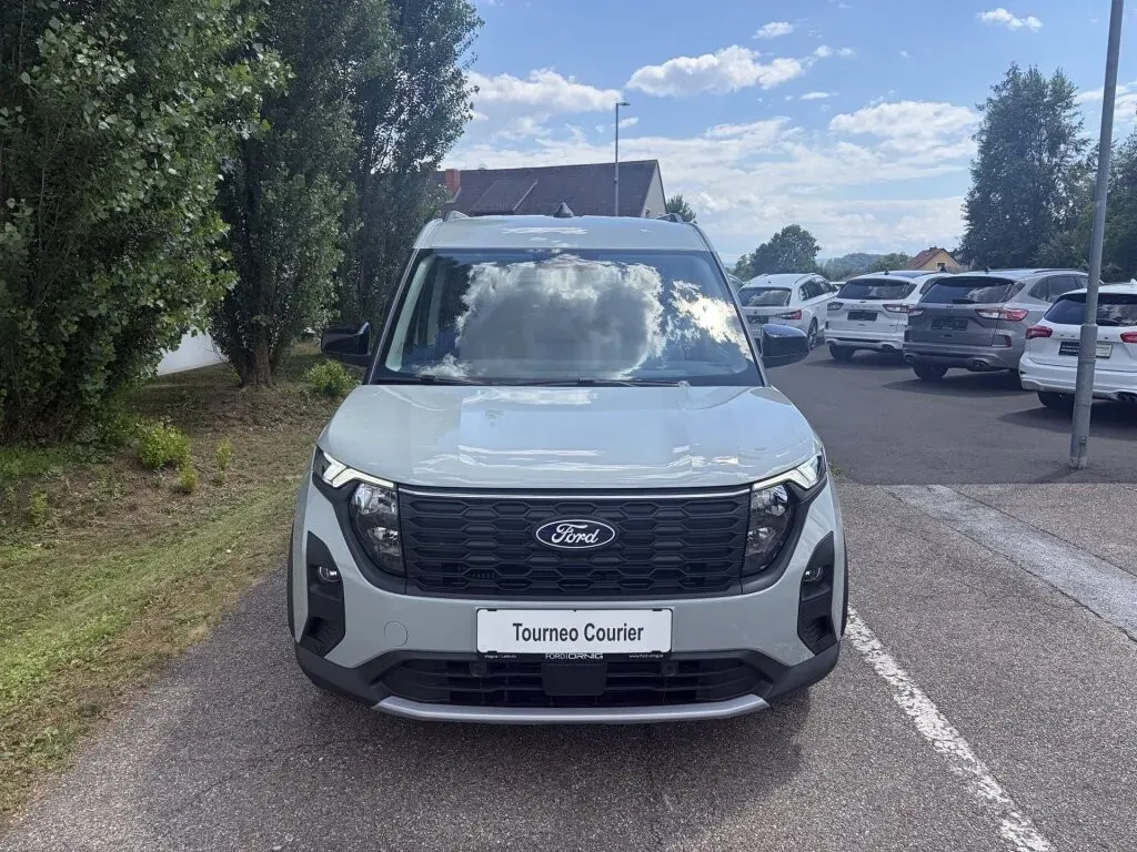 Ford Tourneo