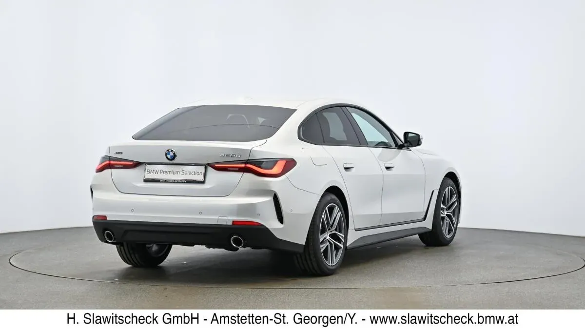 BMW 4 Series 2025 photo 3
