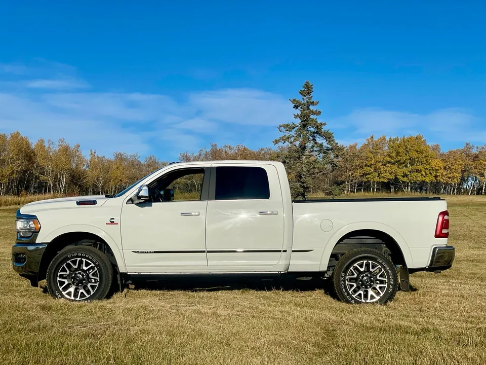 Ram 2500 2022 photo 2