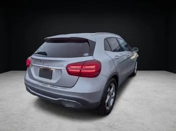 Mercedes-Benz Gla 2017 photo 5