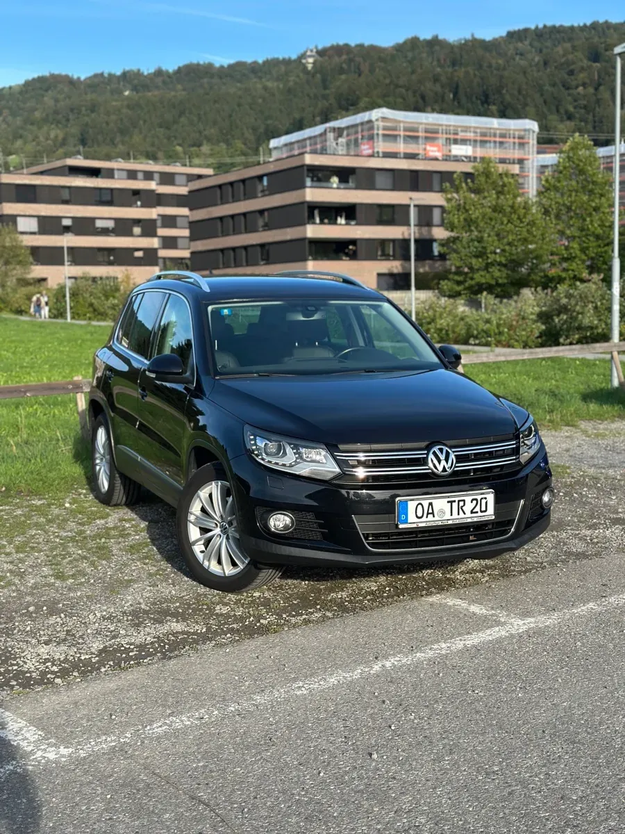 Volkswagen Tiguan 2012 photo 2